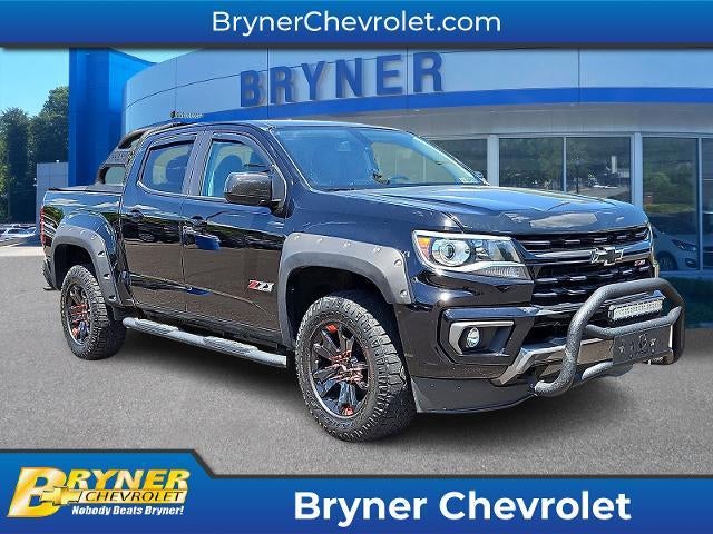 2022 Chevrolet Colorado Z71 in Black — front three-quarter view