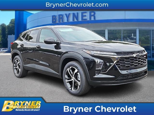 2026 Chevrolet Trax 1RS in Mosaic Black Metallic — front three-quarter view