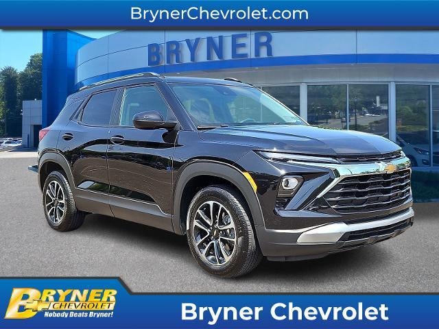2024 Chevrolet Trailblazer LT in Mosaic Black Metallic — front three-quarter view